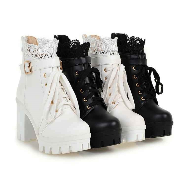 Lace-up Martens Boots