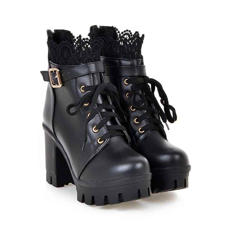 Lace-up Martens Boots
