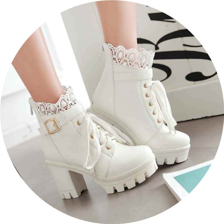 Lace-up Martens Boots
