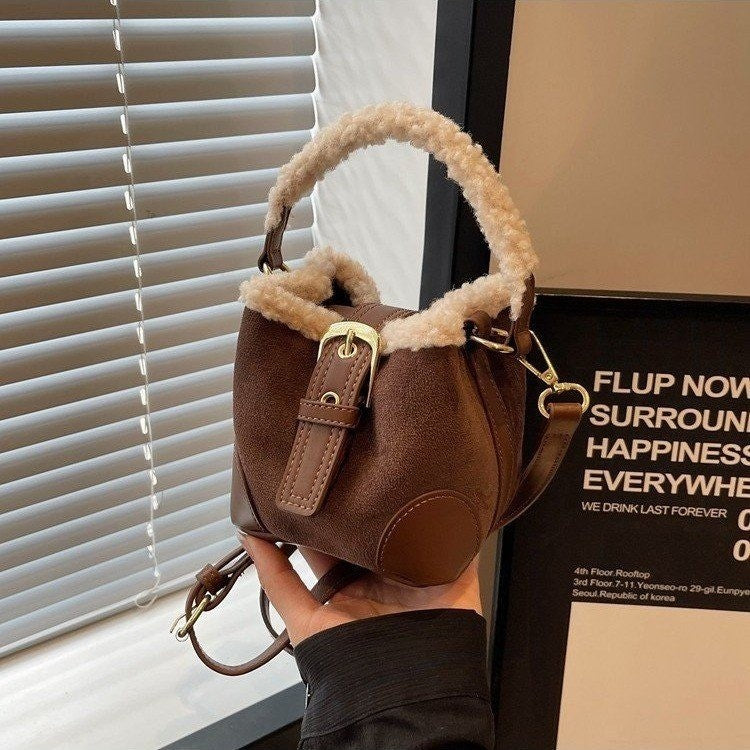 Women Casual Retro Plush Bag
