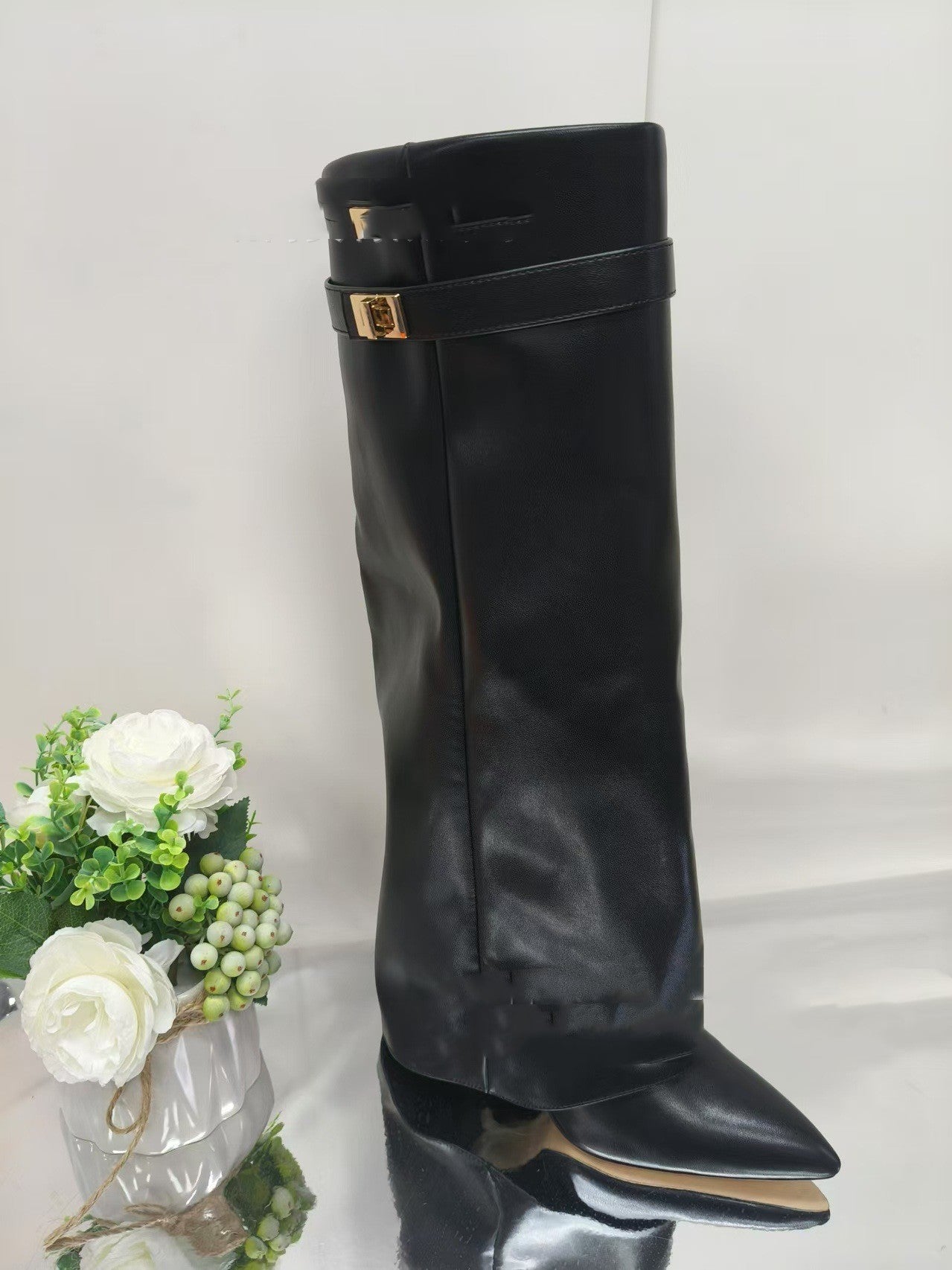 Ins Pant-tube Pointed Toe Chunky Boot