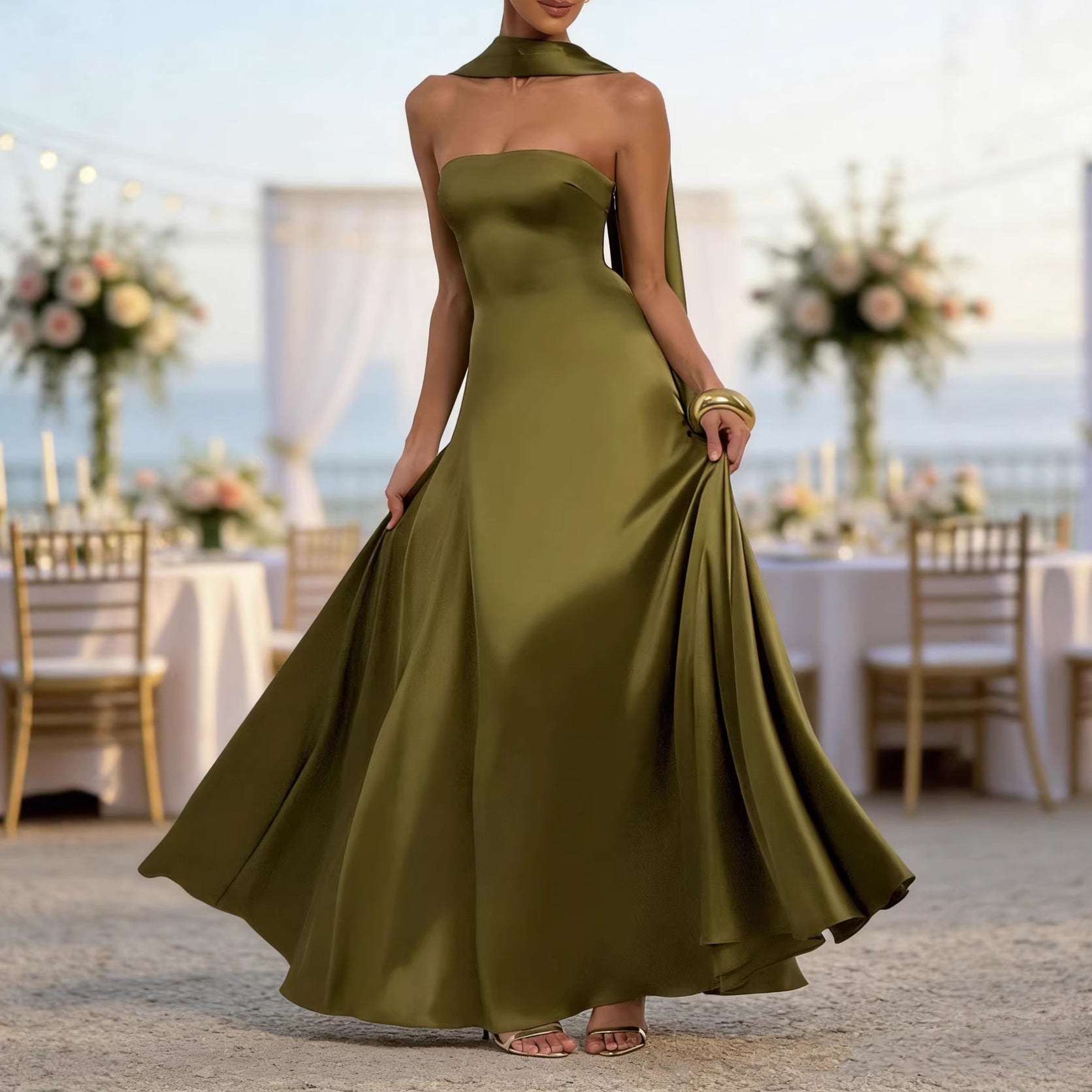 Chest Wrapping Backless Tube-Top Waist-Cinching Evening Gown